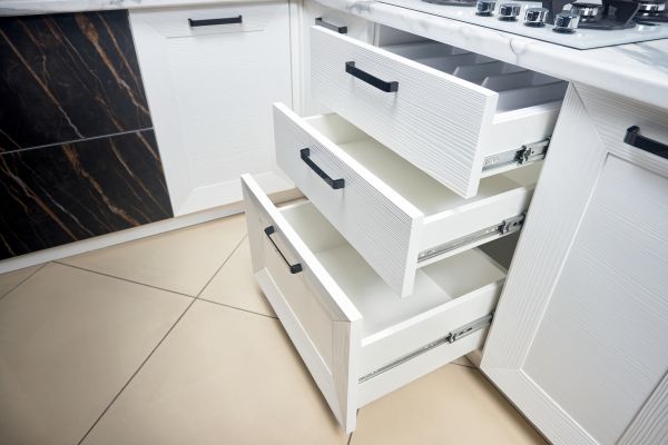 Kitchen Drawer Replacement in Mabank