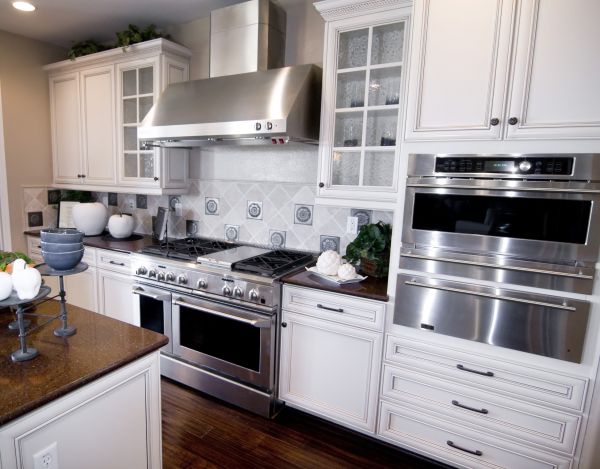 Custom Cabinet Building in Mabank